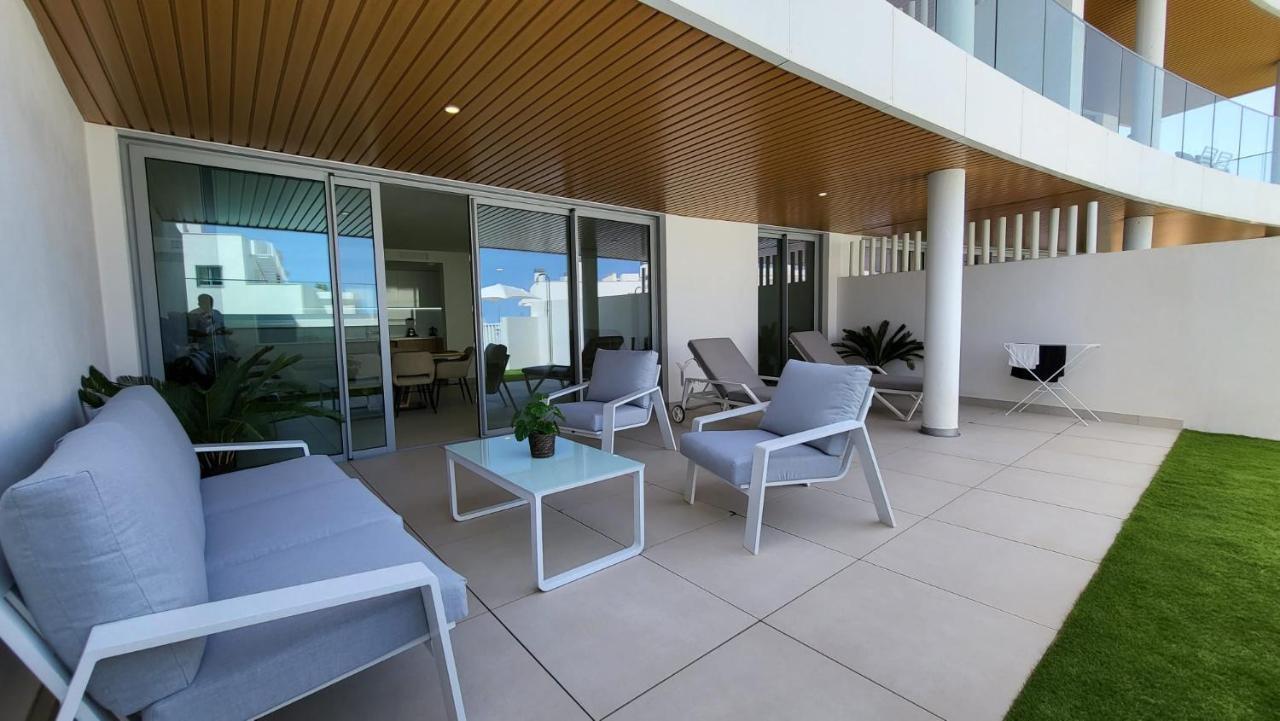 High End Large Ground Floor With Luxury Private Pool And Sea Views Apartment